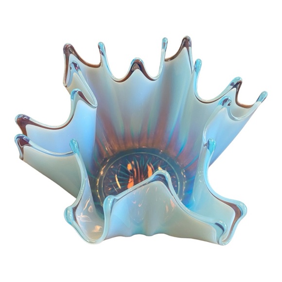 Vintage Fostoria Blue Opalescent Glass Heirloom Crimped Handkerchief Bowl. MINT - Picture 4 of 13